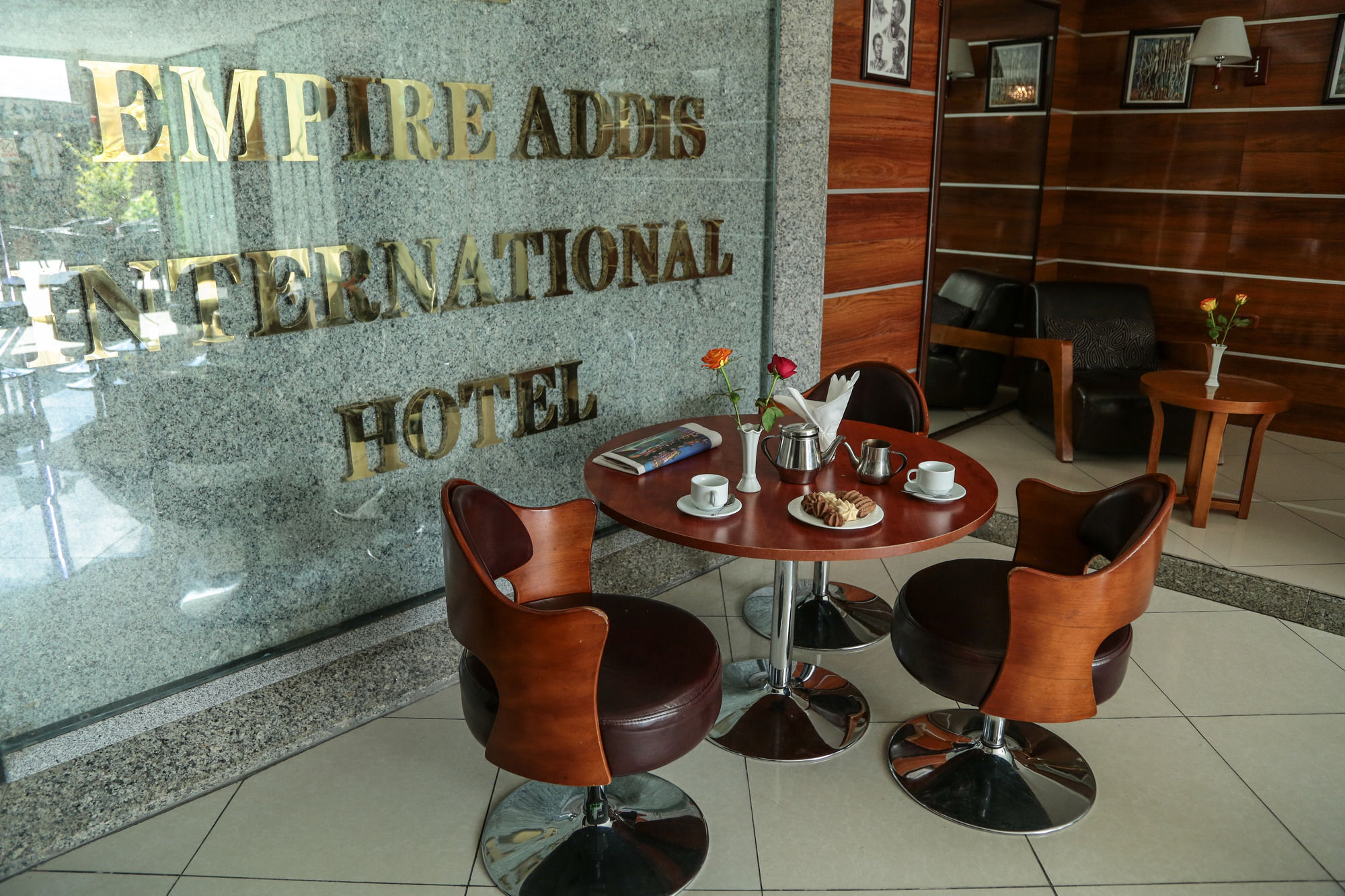 Empire Addis International Hotel ภายนอก รูปภาพ